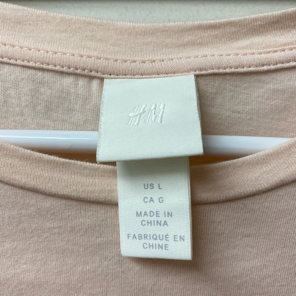 💓H&M • light pink top • L • EUC - Picture 4 of 5